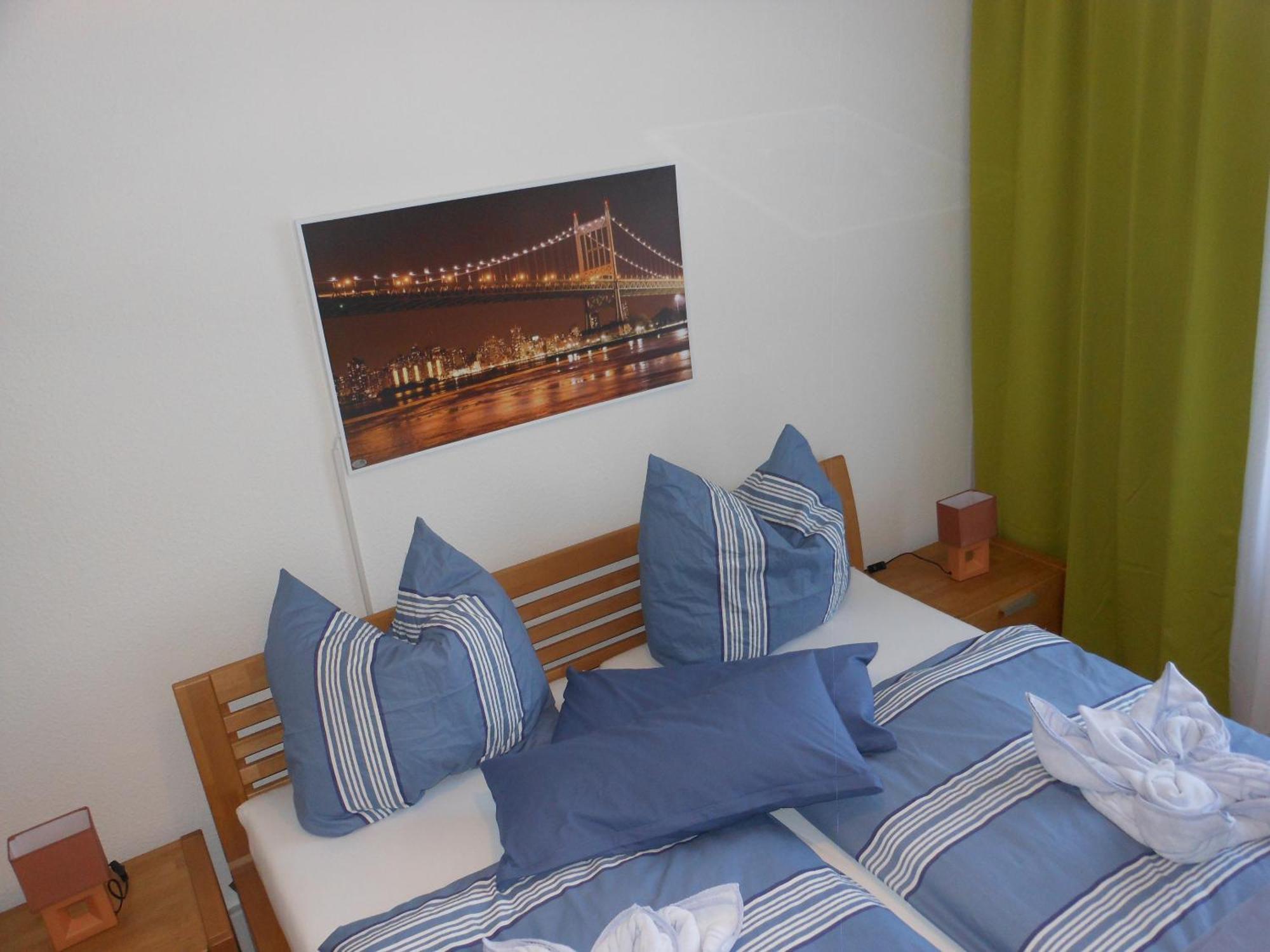 Pension Am Werder Bernburg Pokoj fotografie